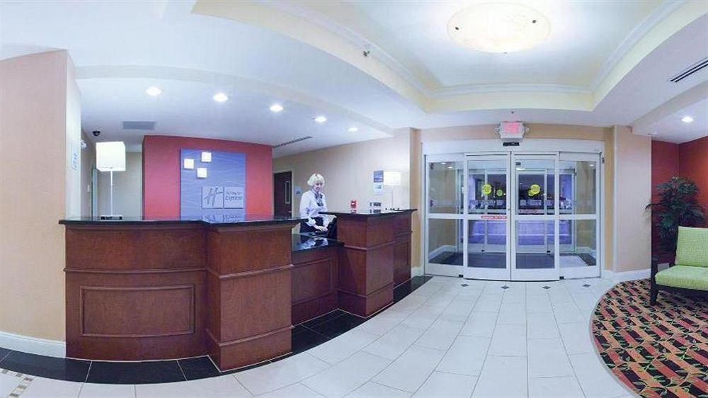 Holiday Inn Express & Suites - Spartanburg-North By Ihg Exterior photo